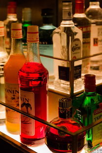 躺在酒柜里的故事